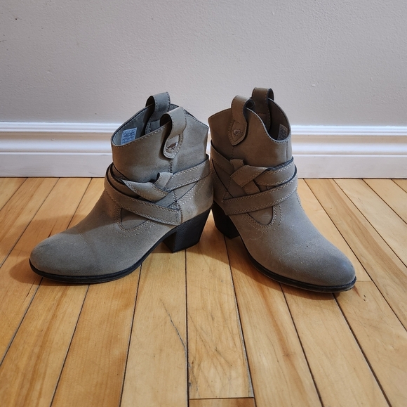 Size US 6.5-EU 37 Rocket Dog Women's Sayla Vintage Worn Western Boots - Picture 2 of 4